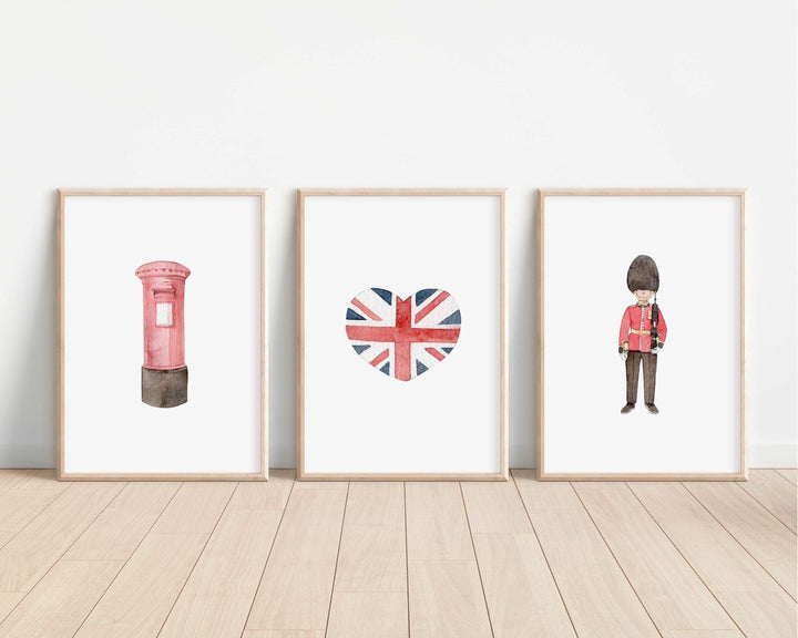 London Prints | Tourist Postbox Beefeater Flag Tube Bus Buckingham Palace Art Poster History Gift British Queen Princess London UK